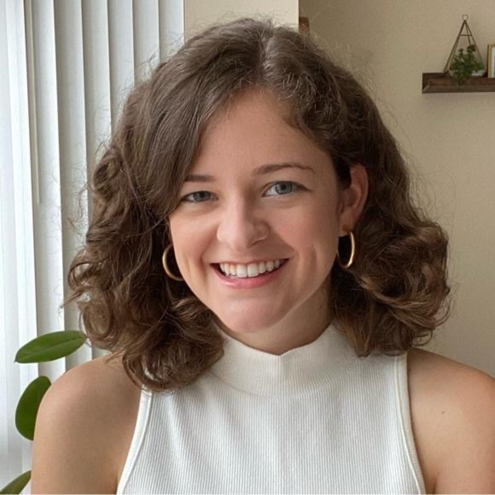Meet your Posher, Stephany